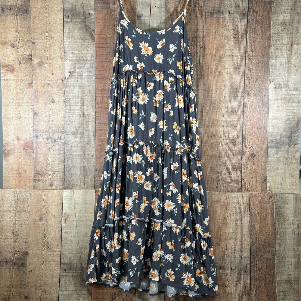 Maurices Medium Gray Yellow Daisy Floral Tiered Maxi Dress Boho Sundress Summer